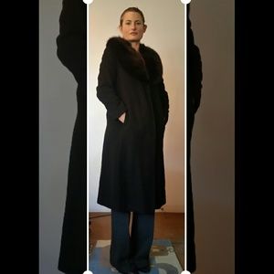 Saks Fifth Avenue 1960s cashmere/fox (real) coat